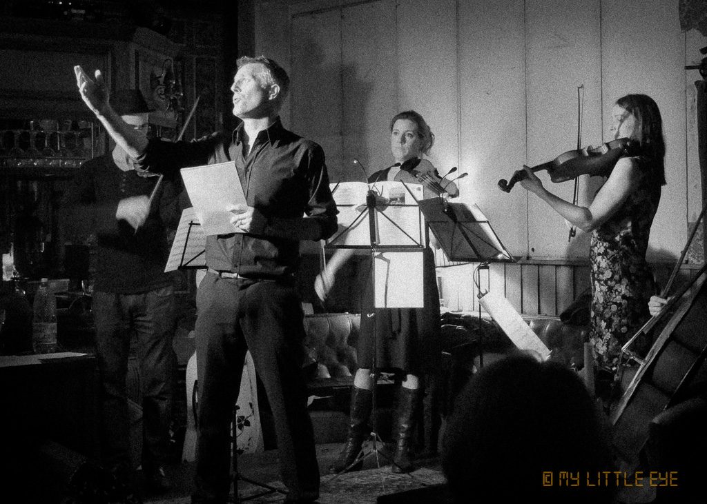image of Nicholas Cass-Beggs singing the Juliet Letters